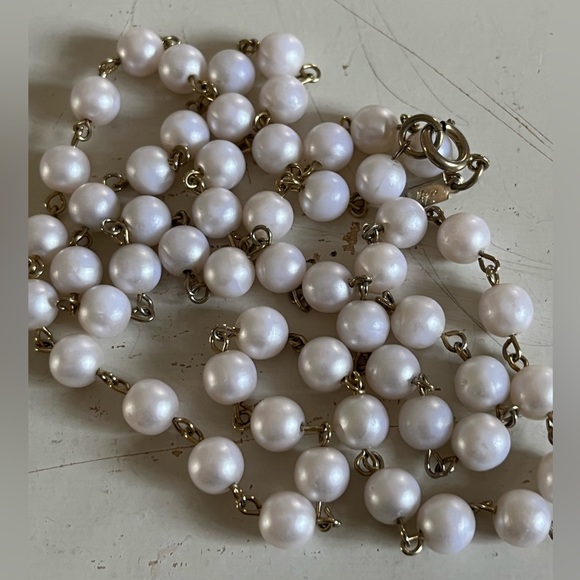 Vintage Art II White Beaded Necklace - Picture 3 of 7